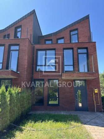 Продам якісний таунхаус в Гостомелі. Газ! Центральні комунікації! - фото 1