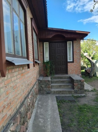 Продаю будинок в місті Конотоп Сумська область . - фото 1