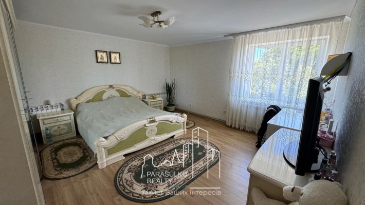 Продам просторий будинок, який готовий для проживання - фото 1