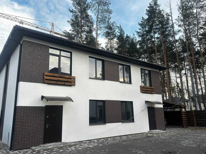 Дуплекс з великим підвалом та індивідуальним плануванням в Гостомелі - фото 1