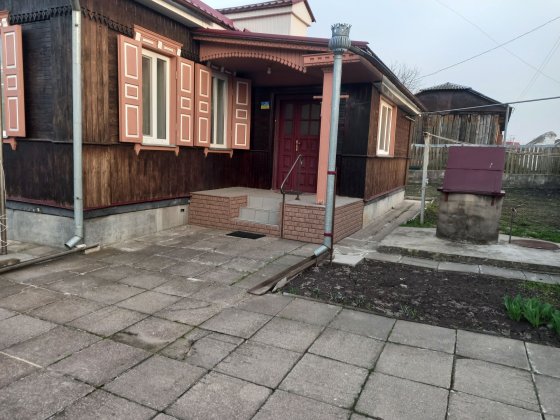 Продам цегляний будинок . Конотоп