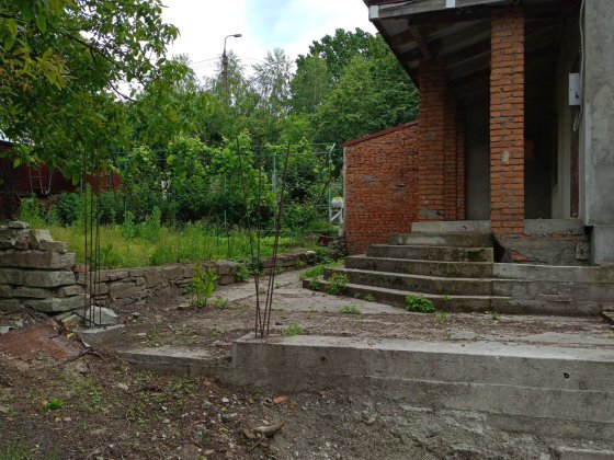 Продам частину двоповерхового будинку Каменец-Подольский