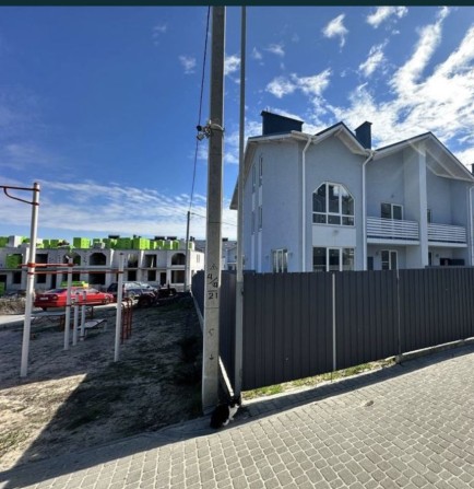 Продам ТАУН всього за 52 тис у.е Парк ЩАСЛИВИЙ. ГАЗ. Розтермінування! - фото 1