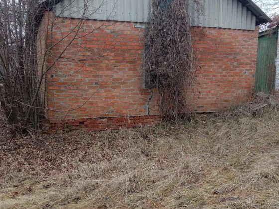 Продам дом с участком Люботин