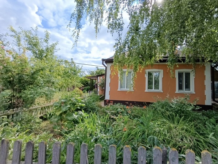 Продається добротний будинок с.Чевельча Оржицької громади - фото 1