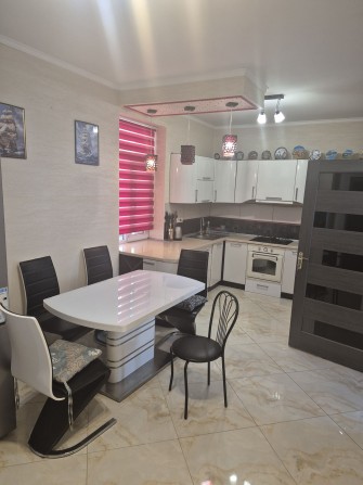 Продаж vip будинку з євроремонтом. - фото 1