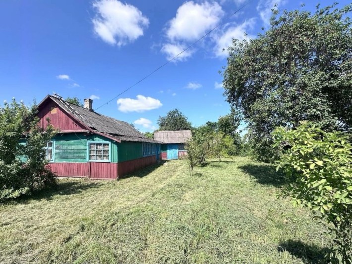 Продаж будинку із земельними ділянками - фото 1