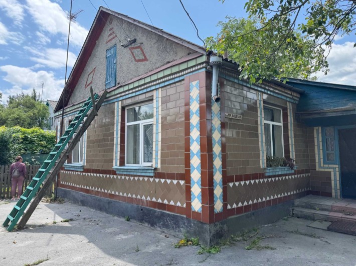 Продам будинок в м. Звягель (р-н Кар"єр) - фото 1