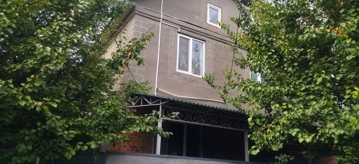 Продається двоповерховий будинок у Прилуках - фото 1