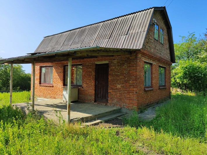 Дачний будинок з земельною ділянкою - фото 1
