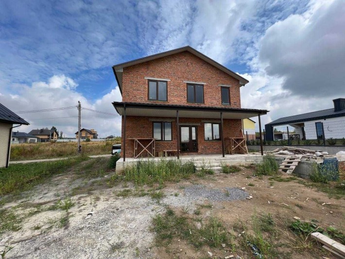 Цегляний будинок в Елітному мікрорайоні. 89000$ з усіма витратами. - фото 1