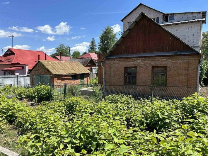 Продаж будинку в районі Дубове. Є всі комунікації. Під ремонт. - фото 1