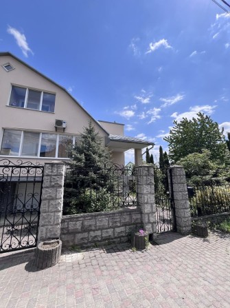 Продаж дуплексу в тихому та спокійному районі - фото 1