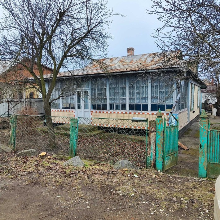 Продаж  житлового будинку в центрі м. Гнівань - фото 1