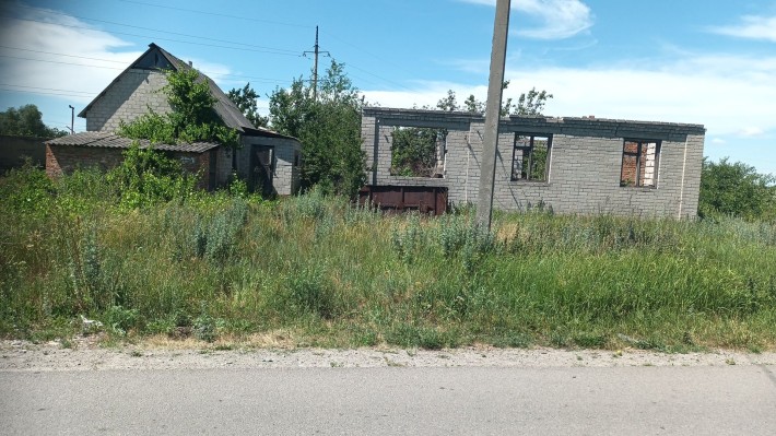 Теміново продам ділянку незакінченим з будівництвом - фото 1