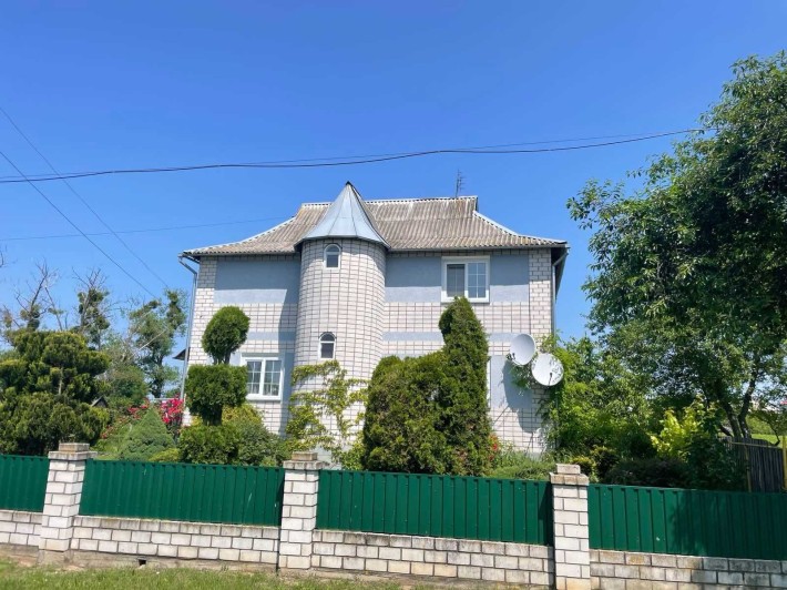 Продаж сучасного-будинку  с. Левків(центр) - фото 1