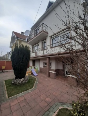 Продаж комфортабельного будинку у ближньому Минаю - фото 1