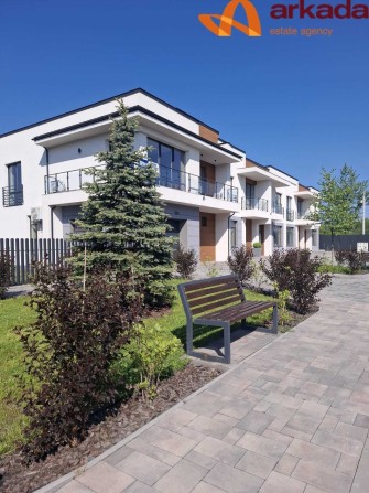 Продам таунхаус преміум-класу з ремонтом. Біля річки!!! - фото 1