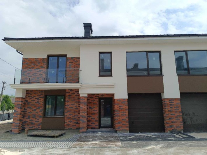 Дуплекс з гаражем у Вовчинцях, 140м2, та ділянкою 2,3сот. - фото 1