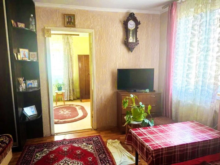 Продам будинок с.Святопетрівське.Горище,криниця,6 соток,газ - фото 1