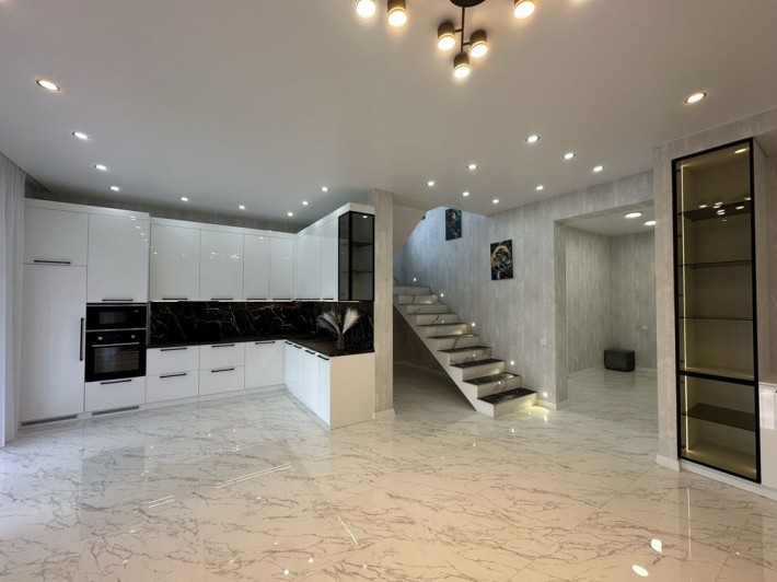 Новий будинок 170 м² біля Києва | 4 сотки | Готовий до проживання - фото 1