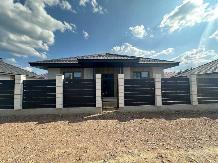 Продаж будинку 98,48м2, 3 кімнати, 4 сотки. Камін. ID:558 - фото 1