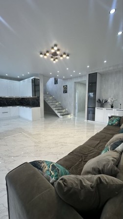 ПРОДАЖ | БУДИНОК | Ремонт, меблі| 170м2 | 4 сотки | Гатне | Без % - фото 1