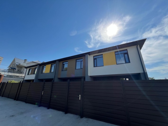 Продаж кутового таунхаусу з чистовим ремонтом | ГАЗ | Святопетрівське - фото 1