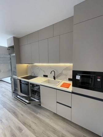 Продам будинок з новим ремонтом, меблі, техніка 161.000 $ - фото 1