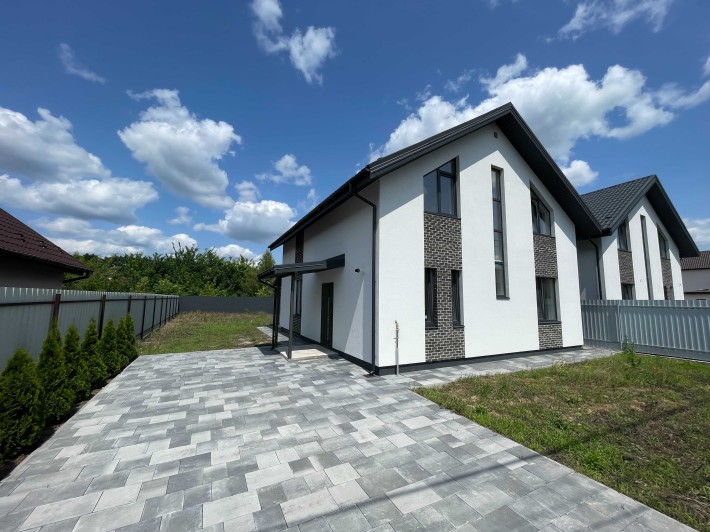 Двоповерховий будинок/150м2/Газ/Розвинена інфраструктура/Під чистову! - фото 1