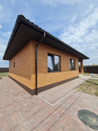 Продам якісний котедж з терасою у Білогородці. Під чистовий ремонт. - фото 1