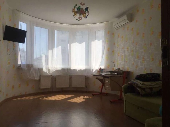 Продається 2-х квартира вул.Чавдар 11, Осокорки - фото 1