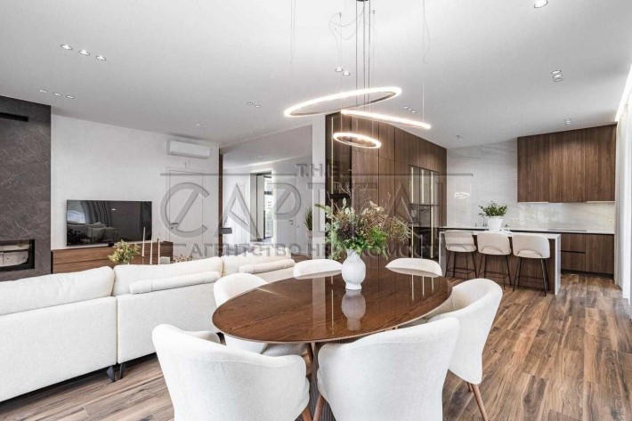 Продаж будинок Києво-Святошинський Ходосівка Квітнева 1 (293м2) - фото 1