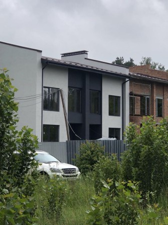 Купити кутовий таун с. Гореничі - фото 1