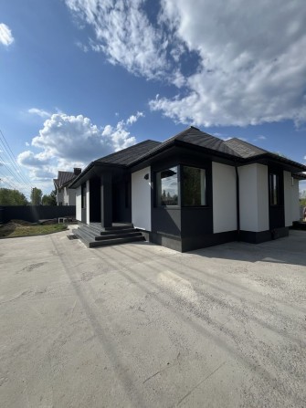 Продаж будинку з ремонтом в Гореничах, велика земельна ділянка 10сот - фото 1