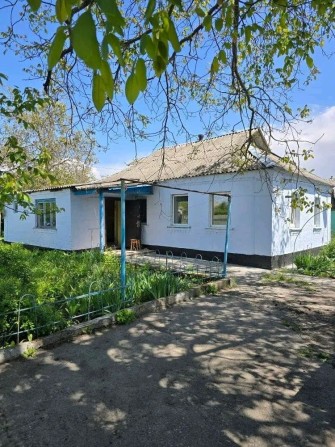 Продаж будинку смт Рокитне - фото 1
