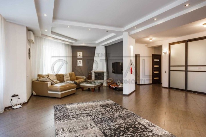 Продаж 2п будинку 250 м2, с. Гора, Бориспільський район - фото 1