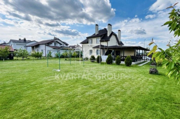 Продам неймовірний будинок з просторою ділянкою! - фото 1