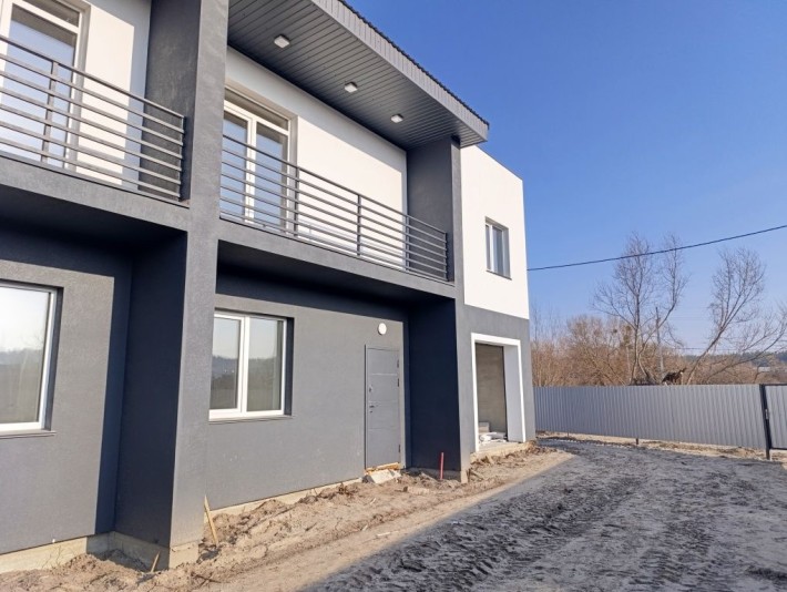 Без%Продаж будинку/ дуплекса 140м2 в с.Білогородка з чистовим ремонтом - фото 1