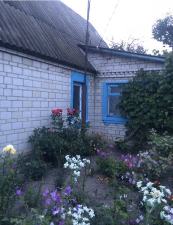 Продається будинок в селі Пилиповичі зі всіма зручностями - фото 1