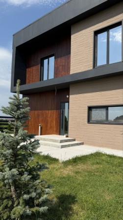 Продається будинок в Рожнах.Зазимє.Броварський р-н. - фото 1