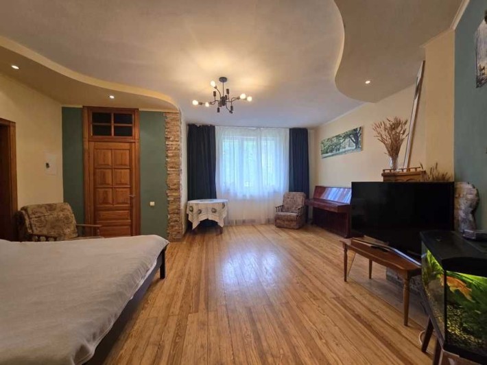Продам будинок 168 м² у Щасливому, готовий до заселення, 9 соток - фото 1