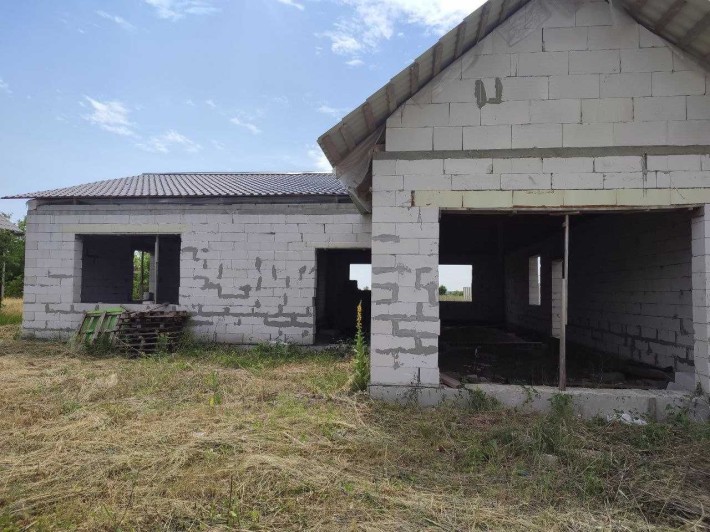 Продаж новобудови в с Фурси - фото 1