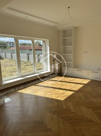 Продаж Стильний будинок з дизайнерським ремонтом! - фото 1