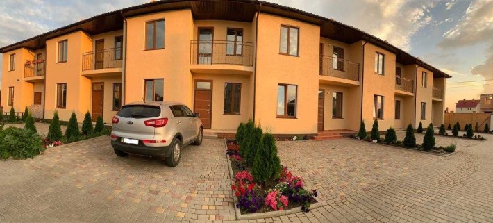 Таунхаус в ближнем пригороде Одессы - фото 1