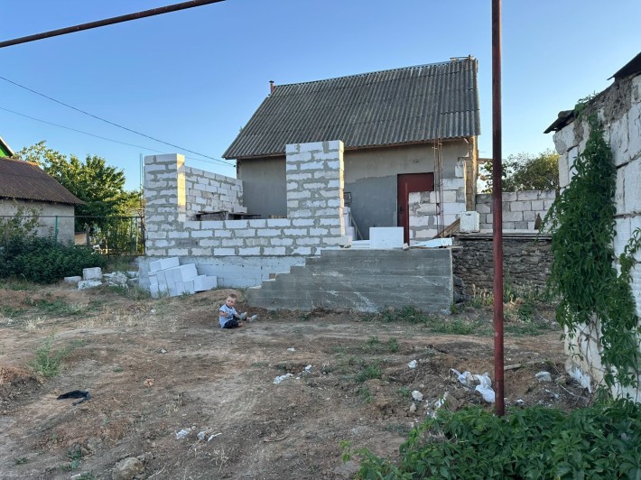 Будинок 10 хвилин ходьби до лиману, треба косметичні роботи, без ріелт - фото 1