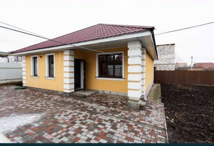 Продам одноэтажный дом 82 кв.м., с. Усатово. - фото 1