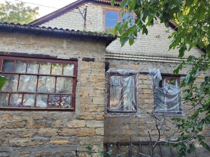 Продам дом в Усатово с гаражом, летней кухней на 16 сотках! - фото 1