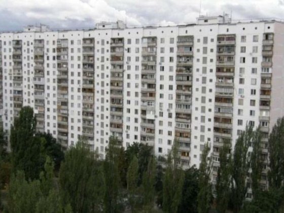 Продаж 3-к квартири вул. Героев полка "Азов" 7а Київ