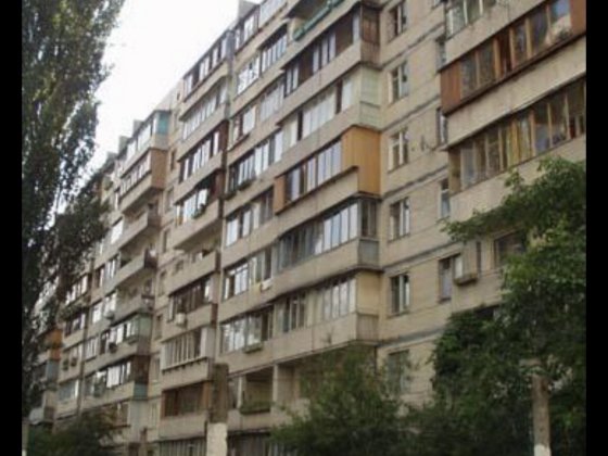 Продається 3х  квартира вул.Нестайка Всеволода 5 район Лівобережна Київ